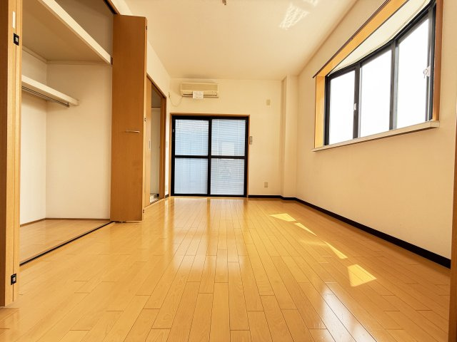ドリームハウスの洋室