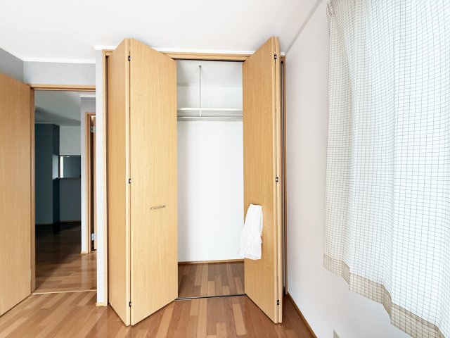 サンハイム C棟の居間・リビング