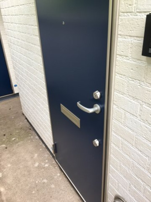 【玄関】 | ルラキス保土ヶ谷 | 安心なダブルロック