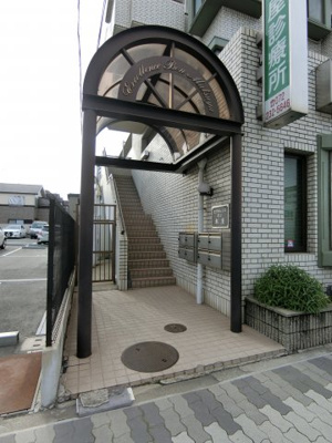 【エントランス】 | エクセレンスボン松屋