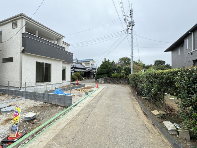 流山市南新築戸建（初石Ⅳ）の前面道路含む現地写真|南側前面道路