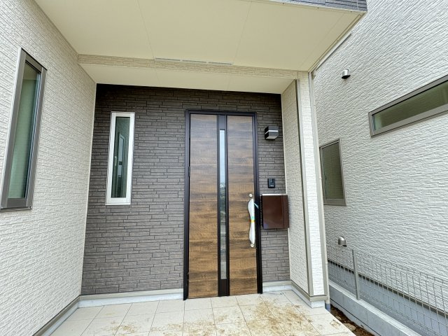 流山市南新築戸建（初石Ⅳ）のエントランス|エントランス・玄関ポーチ