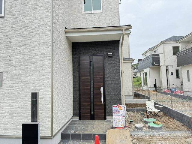 流山市南新築戸建（初石Ⅳ）のエントランス|エントランス・玄関ポーチ