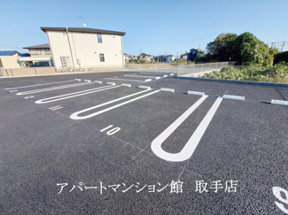 【駐車場】
