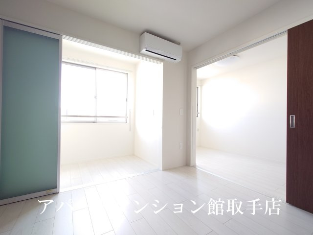 ラビエールの居間・リビング
