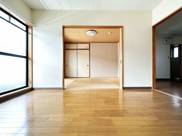 マノワール杉井流の内装