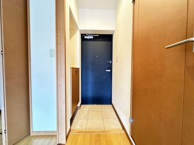 マリベールAZONOの玄関