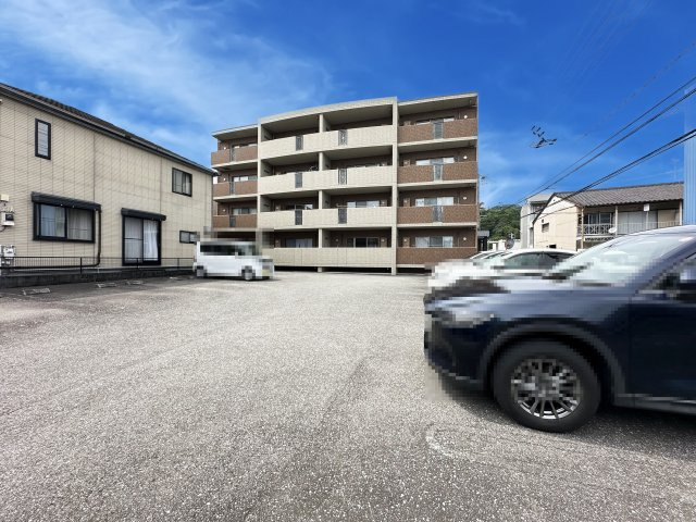 マリベールAZONOの外観