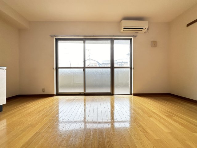 マリベールAZONOの居間・リビング