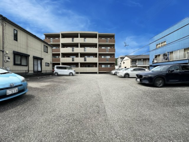 マリベールAZONOの外観