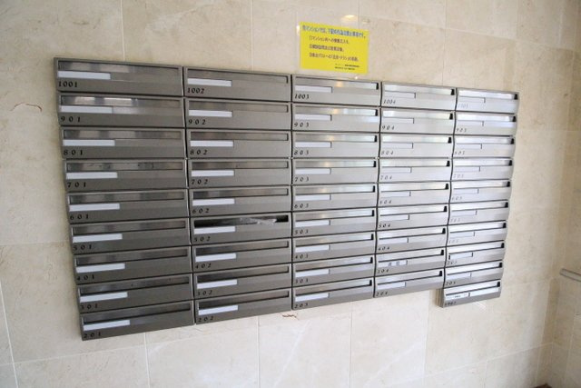 サントノーレ葛島四番館のエントランス