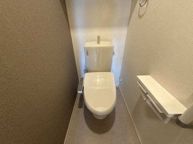 シエロガーデン下余部　Ａのトイレ