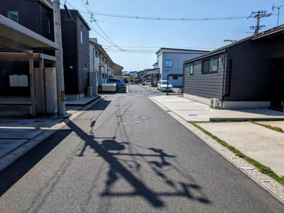 【前面道路含む現地写真】 | 中野町中古住宅
