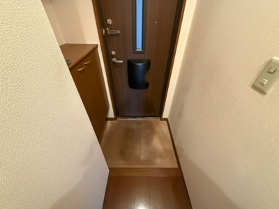 【玄関】 | カサベルデ　B棟