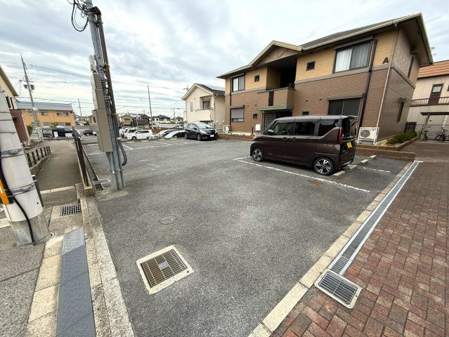 【駐車場】 | カサベルデ　B棟