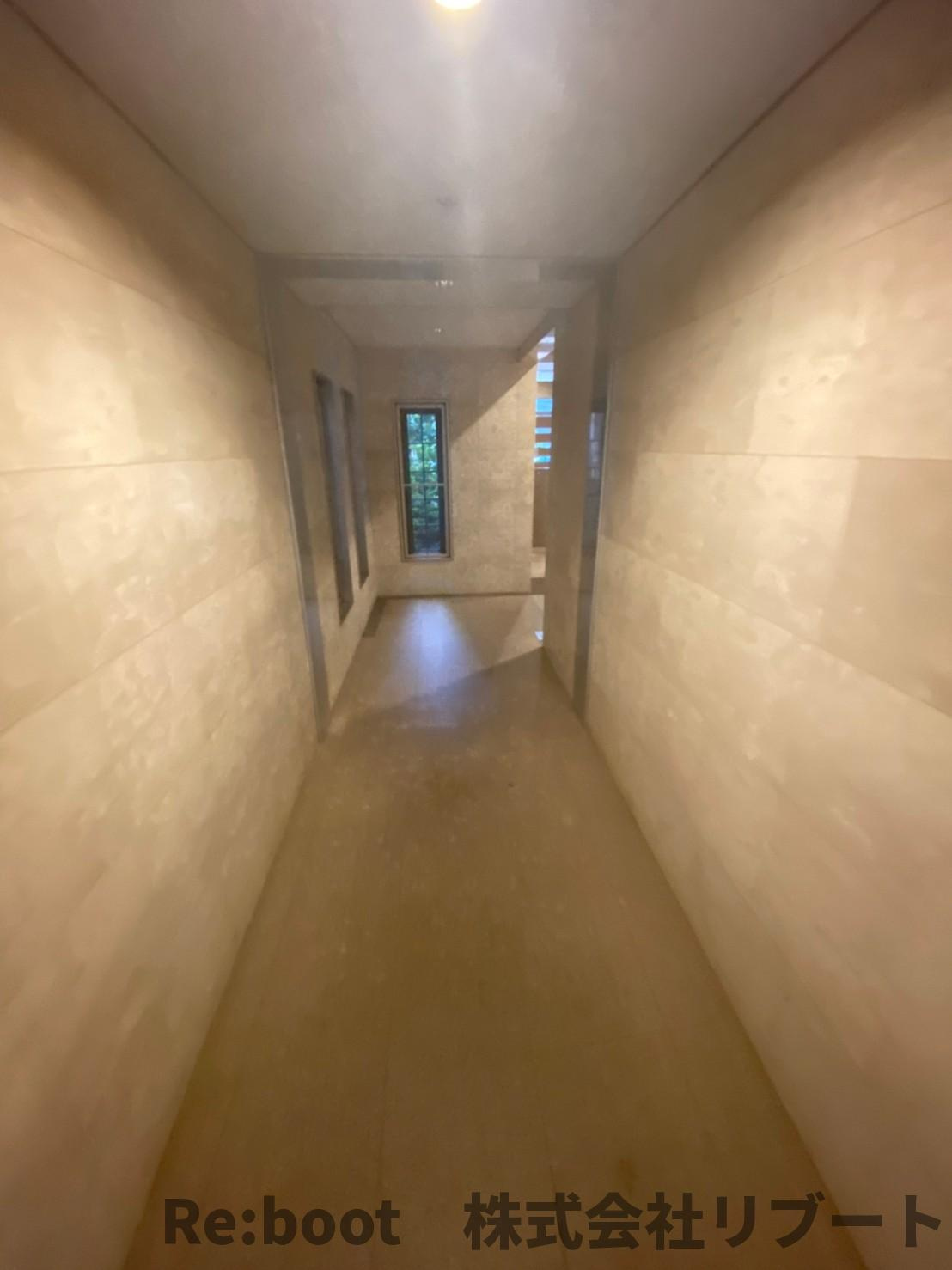 アウラ10のロビー