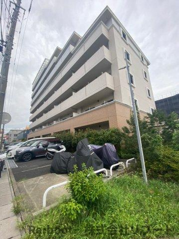 アウラ10の外観