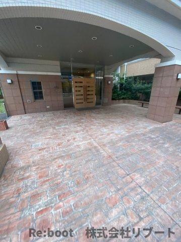 アウラ10のエントランス