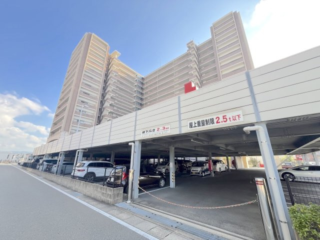 モントーレ新宮セントラルステーションの駐車場