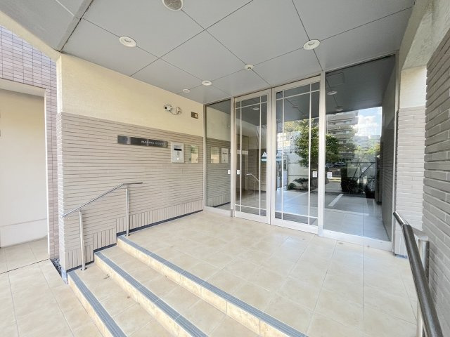 アイランドシティ照葉テラスマリナコート3番館のエントランス