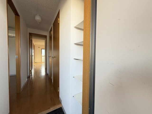 サンコート旭町の玄関