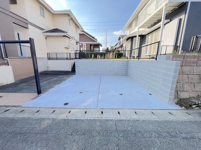 光が丘1丁目戸建ての駐車場