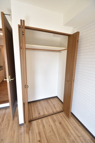 大阪市都島区片町１丁目の賃貸マンションの収納