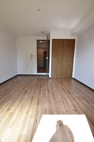 大阪市都島区片町１丁目の賃貸マンションの寝室
