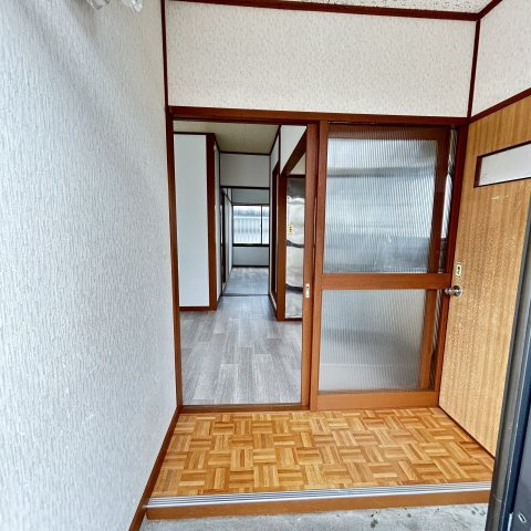 福寿荘の玄関