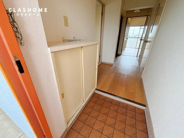 オレンジハイツ　　  刈谷市近郊の賃貸はクラスホーム刈谷店の玄関|同物件の別部屋になります。