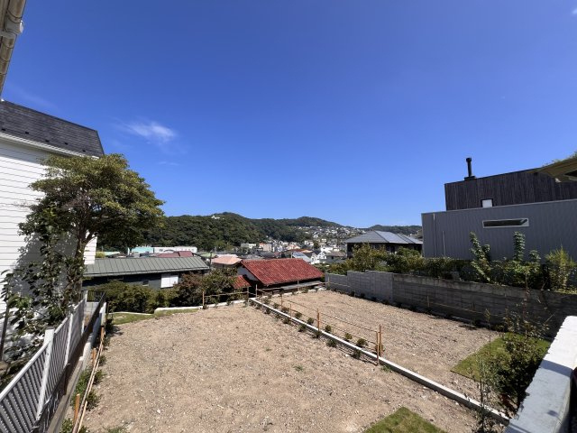 海まで9分！眺望良好　スローライフの外観|左部分