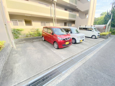 【駐車場】 | コンフォート津々山台