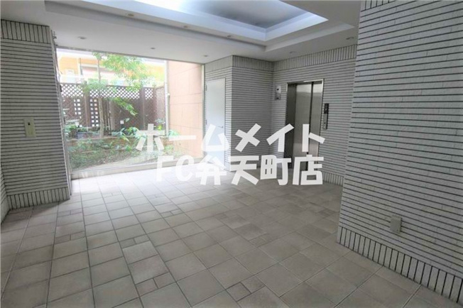 【ロビー】 | グリーンヴィラ | 毎日通るロビーはこのようになっています