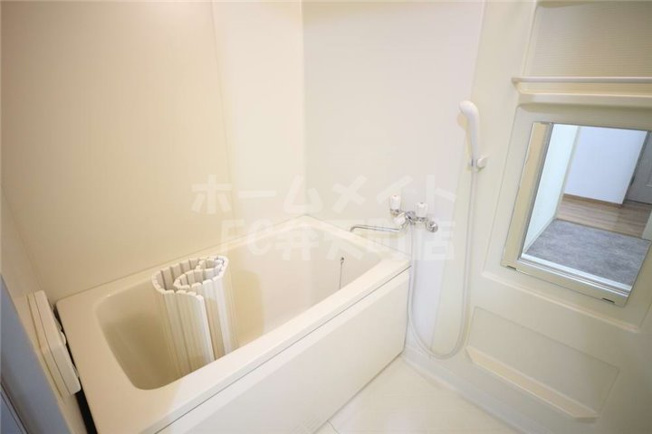 【浴室】 | グリーンヴィラ | 日々の疲れを癒すお風呂付です