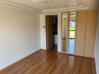 【内装】 | フローラ滑川 | 室内