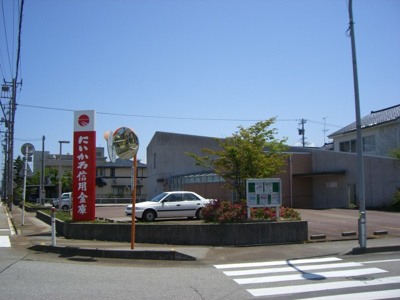 【周辺】 | フローラ滑川 | 上市信用金庫領家町支店まで700ｍ