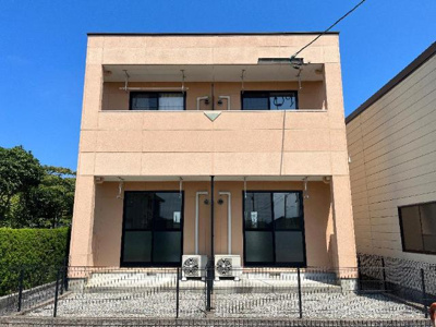 【外観】 | フローラ滑川 | 外観写真（昼）