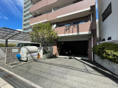 【その他】 | ベルデフラッツ九条 | 現在ご返済中のカーローン・カードローン・教育ローンなどを住宅ローンに一本化したり、家具家電購入費用・引越し費用を住宅ローンと組み合わせるなど、お客さまにメリットの多い住宅ローンのご提案が可能です。