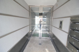 【エントランス】