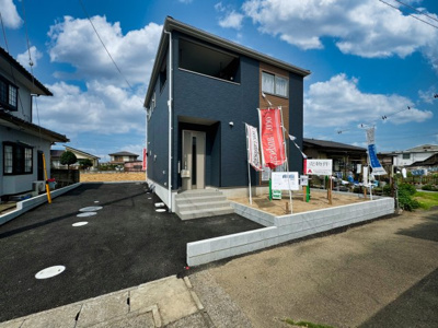 【外観】 | アーネストワン 太田市高林北町第1　1号棟 | ついに建物完成いたしました！ぜひ一度ご見学ください♪
内覧希望はこちら→0120-367-660