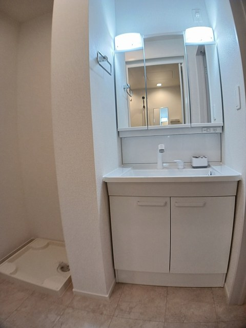 グレイスコートの洗面所|広い洗面スペースです★