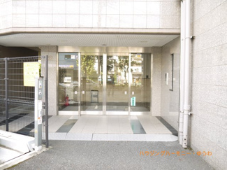 【エントランス】