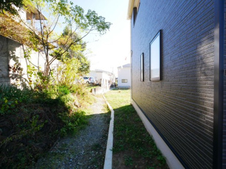【外観】 | 建物東側