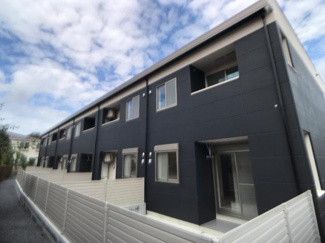 【外観】 | ★ネット無料★2口ガスコンロ★角部屋★浴室乾燥★エアコン★