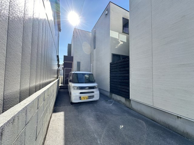 一ツ橋Spica(一ツ橋一丁目)の駐車場