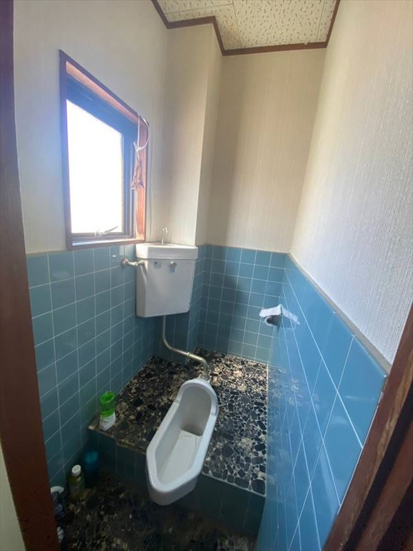 和歌山市中　店舗付住宅のトイレ