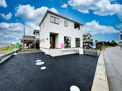 【外観】 | アーネスト 太田市尾島町第2 | ついに建物完成いたしました！ぜひ一度ご見学ください♪
内覧希望はこちら→0120-367-660