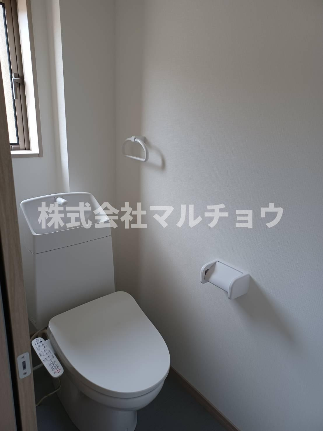 マンションEX XⅢのトイレ|ゆったりとした空間のトイレです
