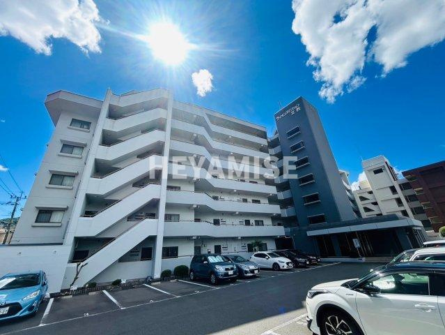 ライオンズマンション文教の外観