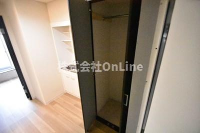 八尾市本町５丁目のアパートの収納
